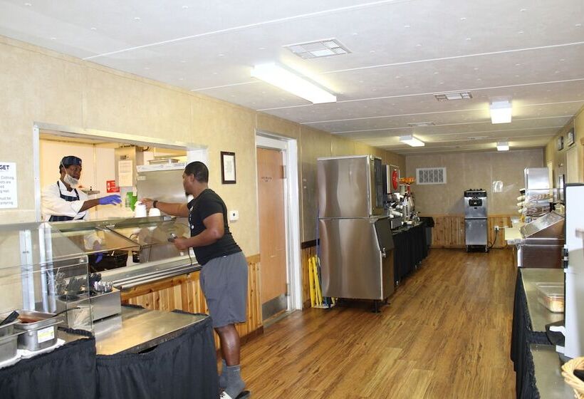 فندق Target Hospitality Kermit North Lodge