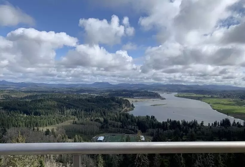 Motelli South Jetty Inn