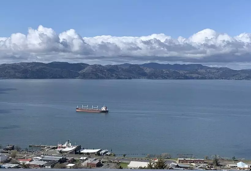 Motelli South Jetty Inn