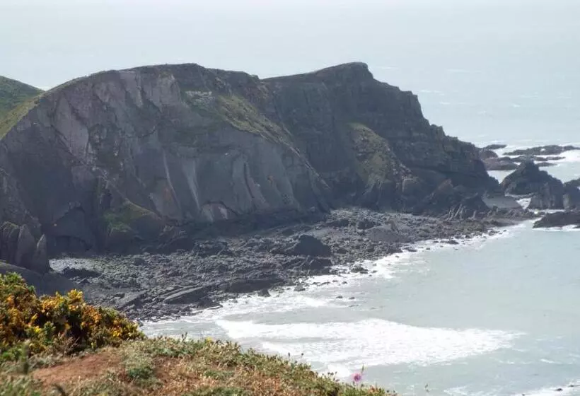 Majatalo Corner House Guest House