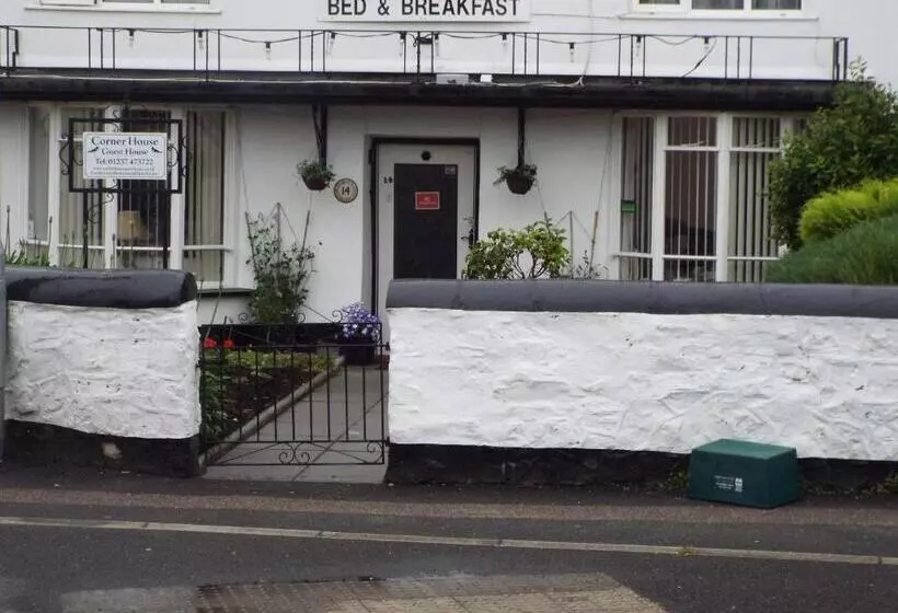 Majatalo Corner House Guest House