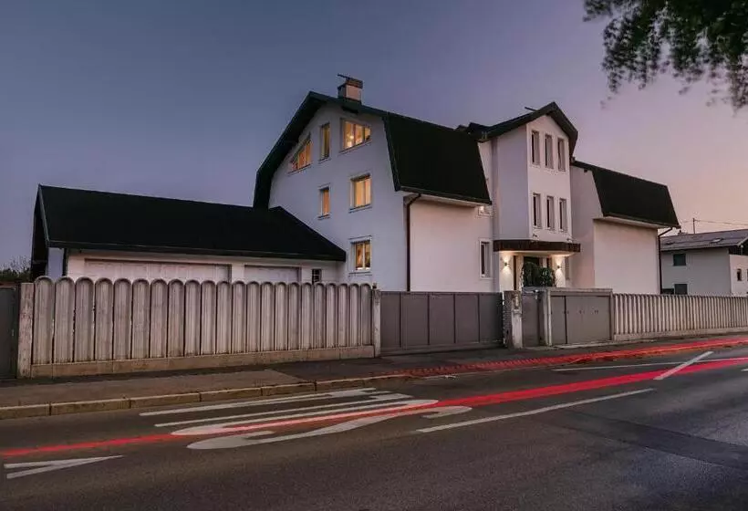 پانسیون Eagle S Nest Ljubljana