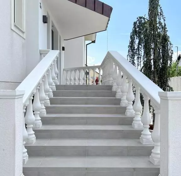پانسیون Eagle S Nest Ljubljana