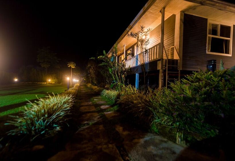 پانسیون Tiloreza Volcanoes Ecolodge