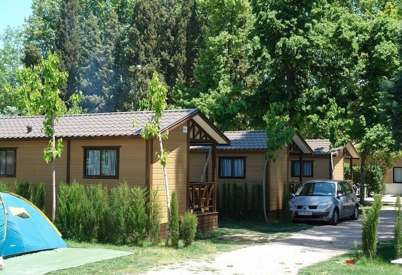 בית מלון כפרי Aranjuez Camping & Bungalows