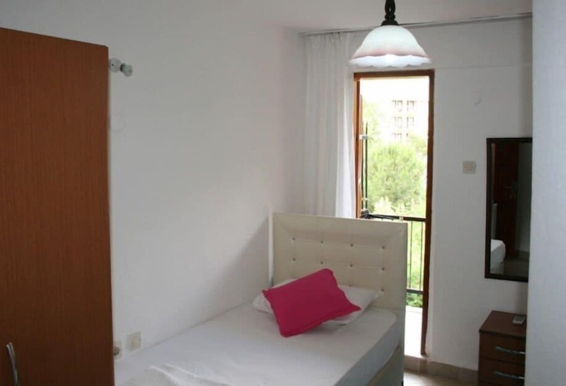 فندق Caretta Pansi̇yon