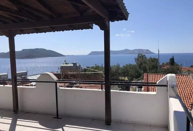 Hotelli Caretta Pansi̇yon