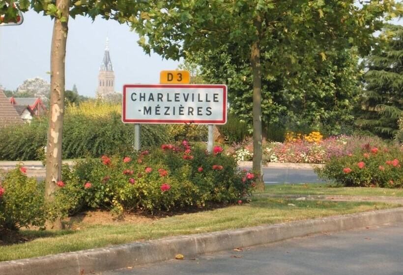 بنسيون Côté Chambres