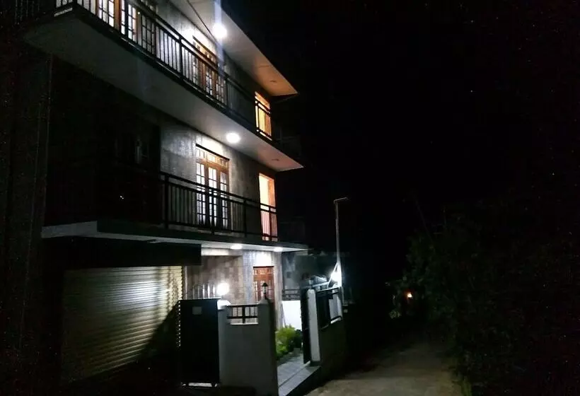 پانسیون Kin Rock Bungalow