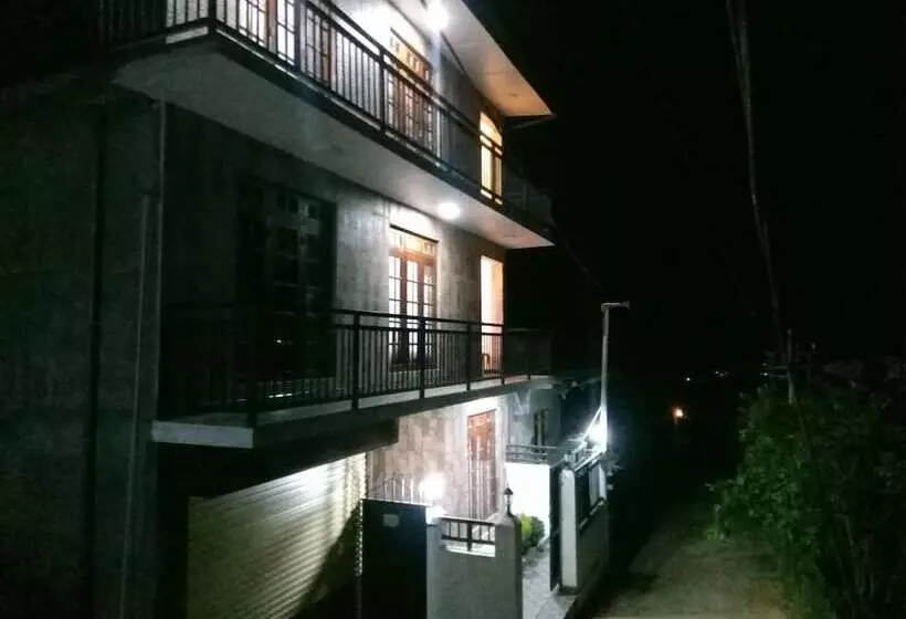 پانسیون Kin Rock Bungalow