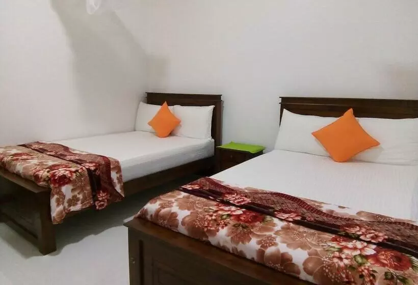 پانسیون Kin Rock Bungalow