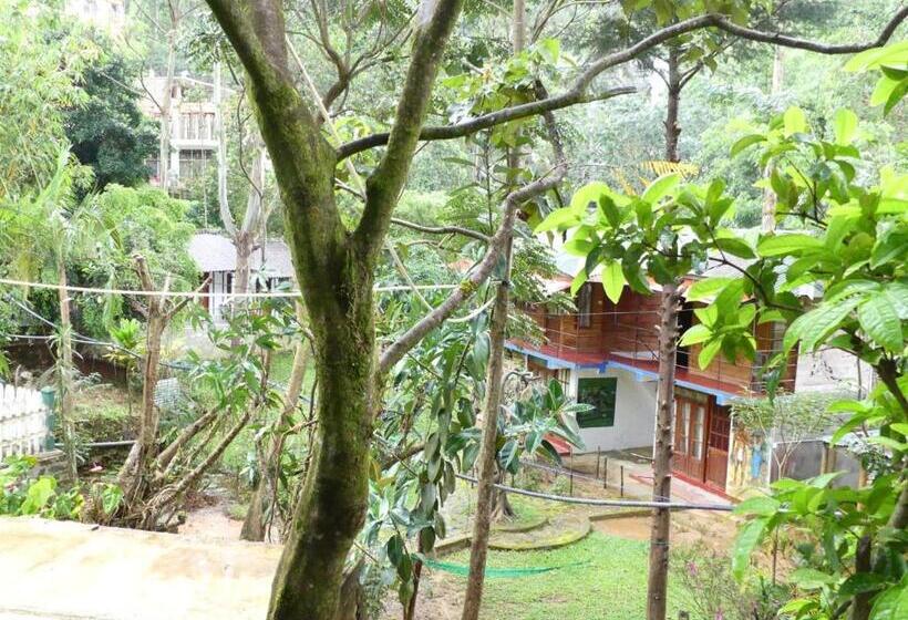 بنسيون White House Adam`s Peak