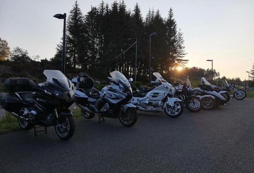 منتجع Les Chalets Du Hautforez