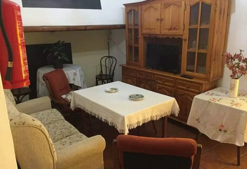 ペンション Alojamiento Castillo De Hornachos