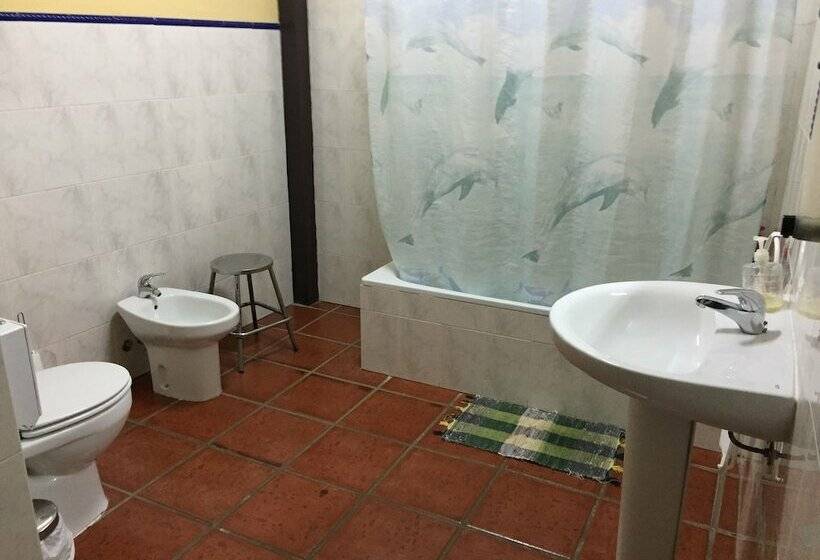 Пансион Alojamiento Castillo De Hornachos