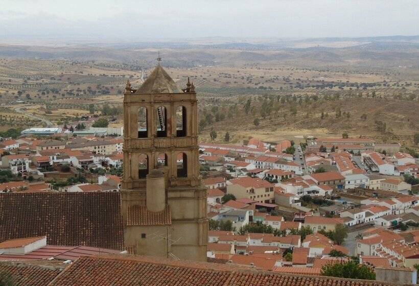 Пансион Alojamiento Castillo De Hornachos
