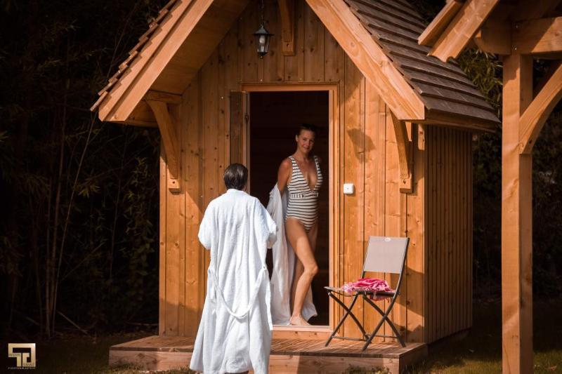 Отель Logis Hôtel Restaurant L Atelier D Epicure