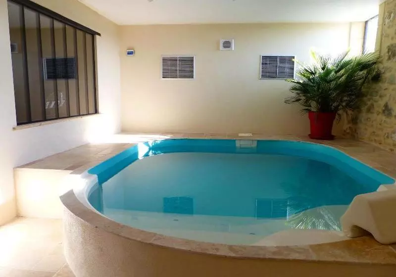 ペンション La Fontaine De Rocoule Chambres D Hotes