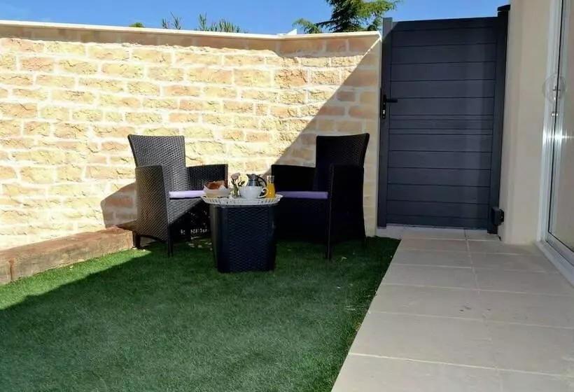 ペンション L'instant Magique