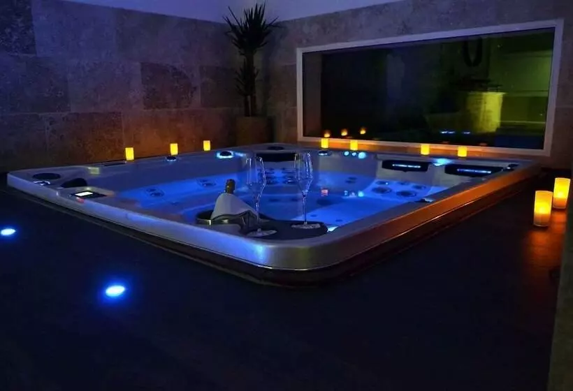 ペンション L'instant Magique