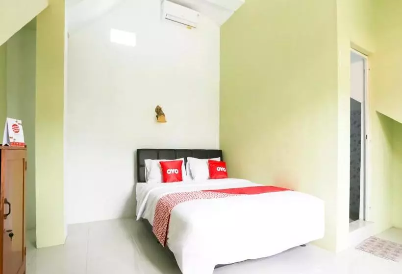 ホテル Oyo 3355 Homestay Syariah Asyuban