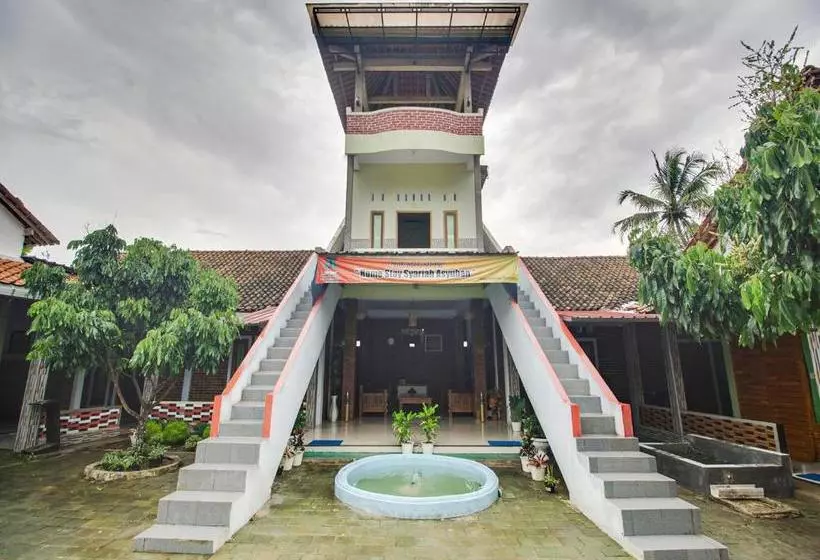 ホテル Oyo 3355 Homestay Syariah Asyuban