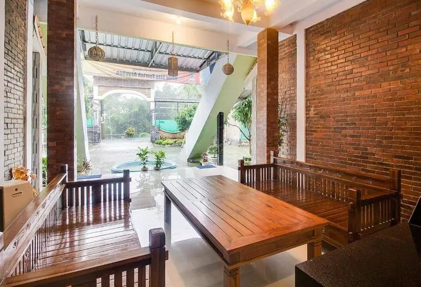 ホテル Oyo 3355 Homestay Syariah Asyuban