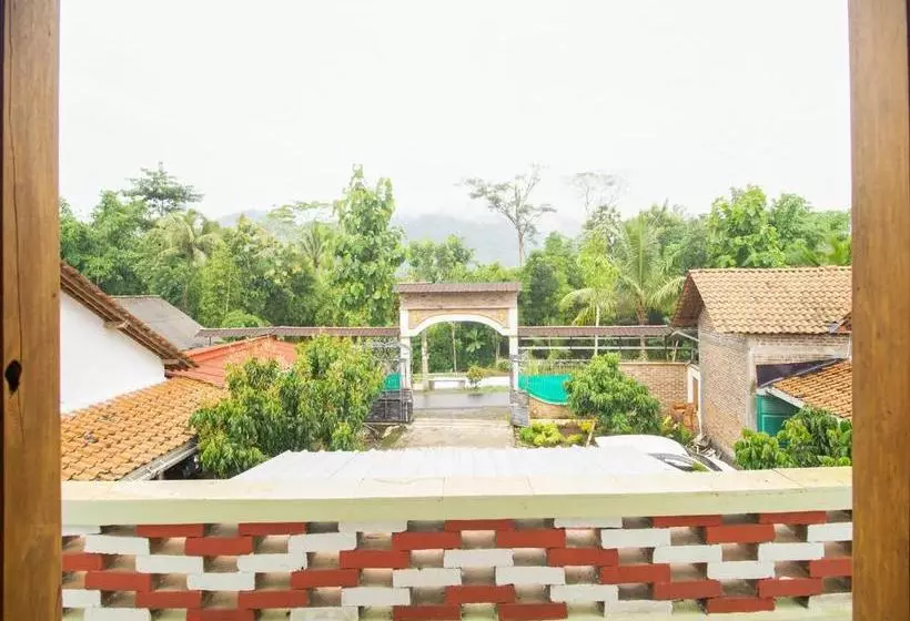 ホテル Oyo 3355 Homestay Syariah Asyuban