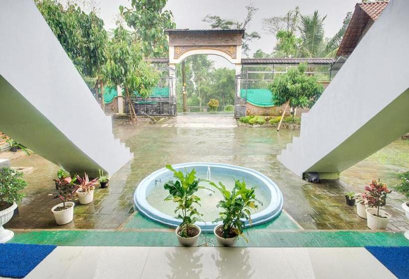 Hotel Oyo 3355 Homestay Syariah Asyuban