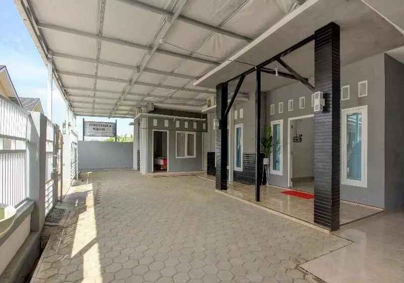 هتل Oyo 3415 Kost Wimane