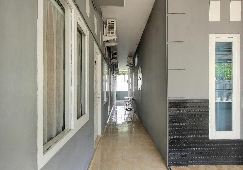 בית מלון כפרי Oyo 3415 Kost Wimane