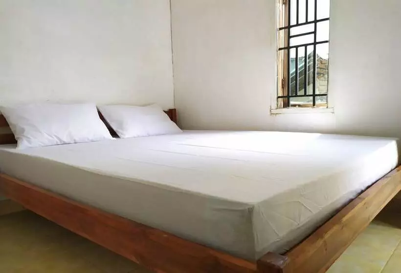 هتل O Bontotangnga Homestay