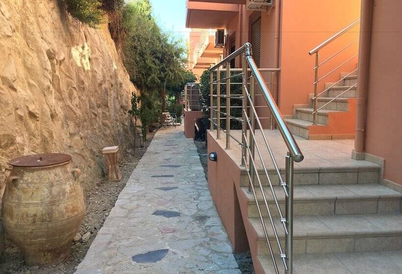 Porto Kalyves Seaside Apartments