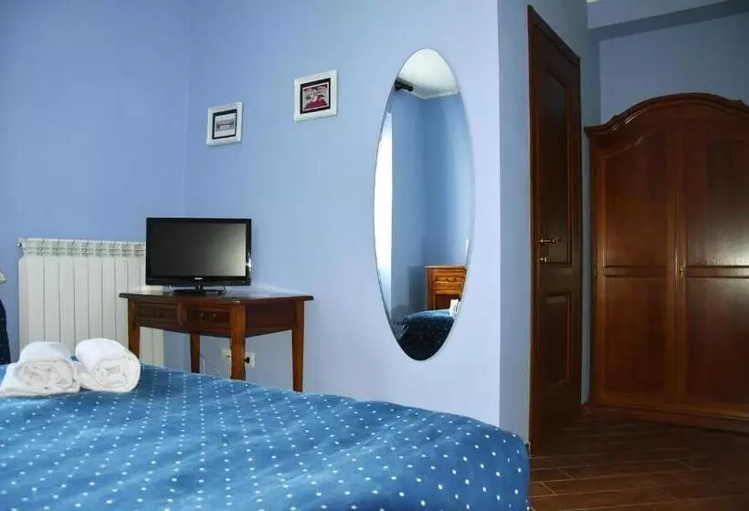 تختخواب و صبحانه Il Peperino Guesthouse
