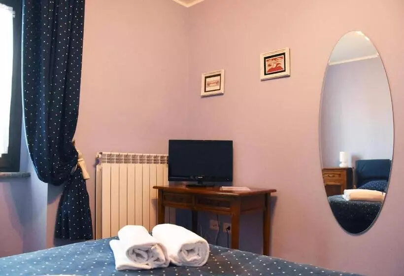 تختخواب و صبحانه Il Peperino Guesthouse