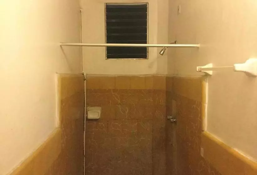 Hotelli Edén