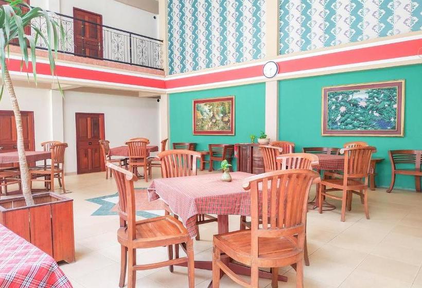 호텔 Oyo 3379  Khatulistiwa