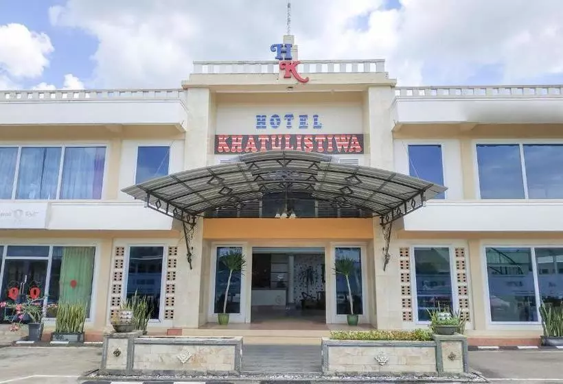 Hotelli Oyo 3379  Khatulistiwa