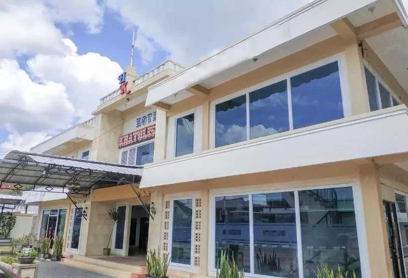 Hotelli Oyo 3379  Khatulistiwa