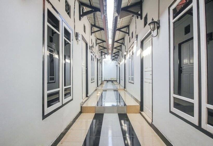 Hotel Oyo 3399 Gea Guest House