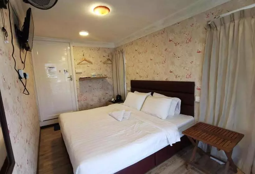 ホテル Oyo 89969 Mount Hill Villa Kundasang