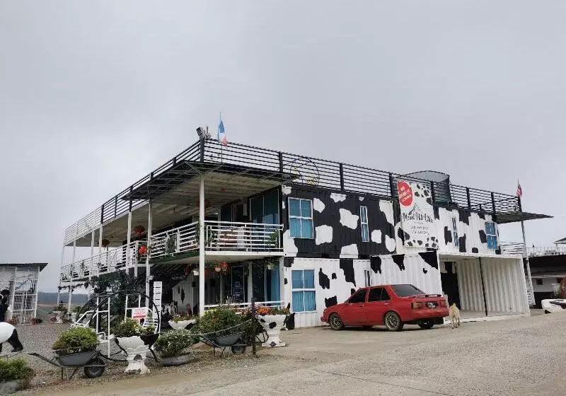 ホテル Oyo 89969 Mount Hill Villa Kundasang