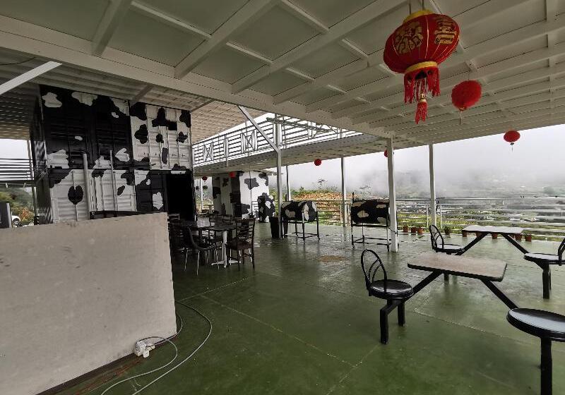 هتل Oyo 89969 Mount Hill Villa Kundasang