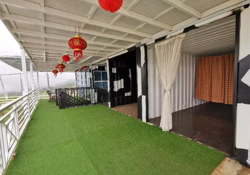 ホテル Oyo 89969 Mount Hill Villa Kundasang