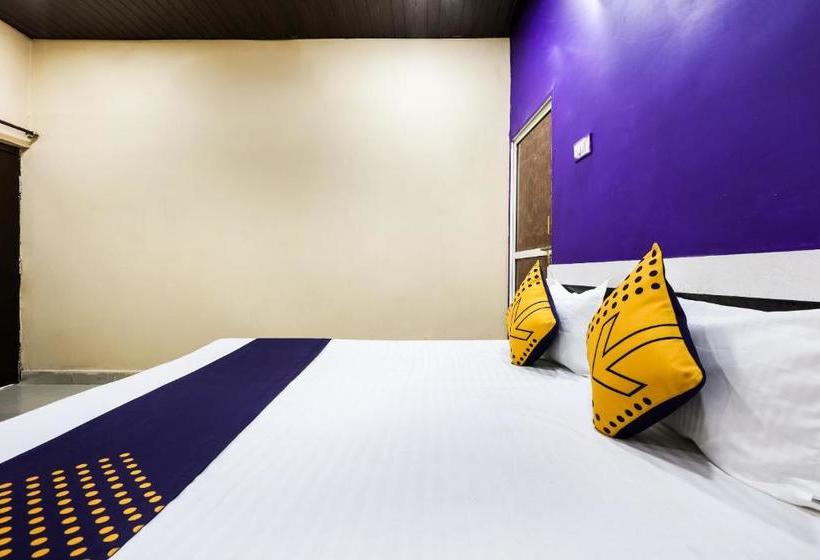 فندق Spot On 71121 Shreeji Guest House