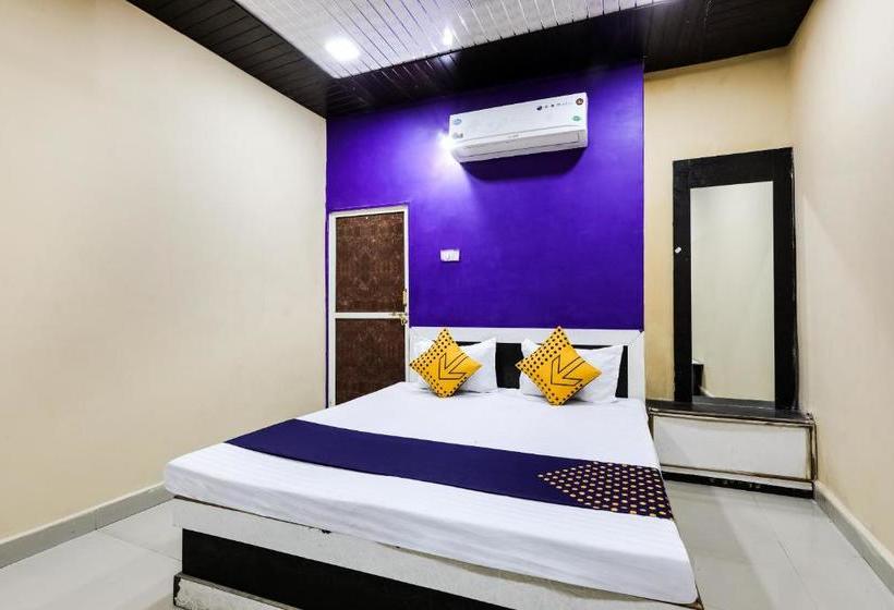 فندق Spot On 71121 Shreeji Guest House