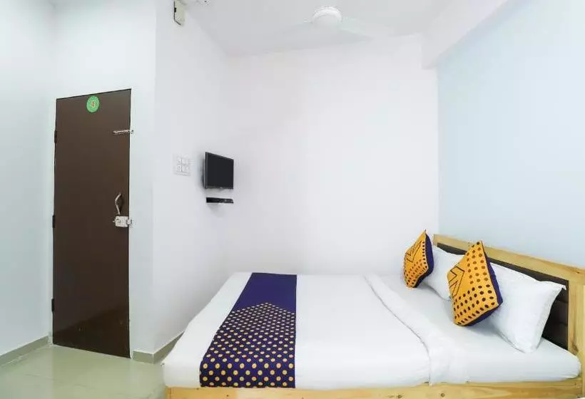 Hotel Parash Inn