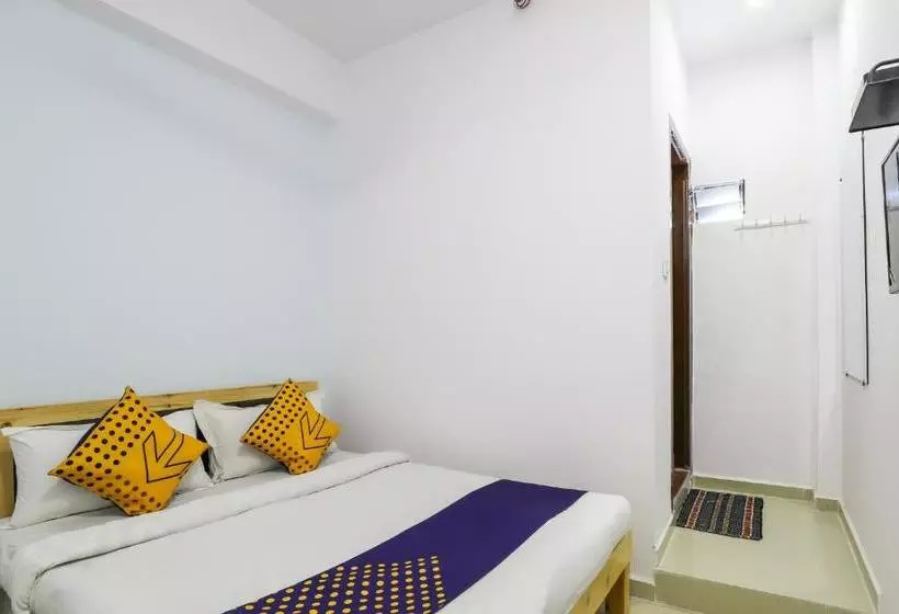 Hotel Parash Inn
