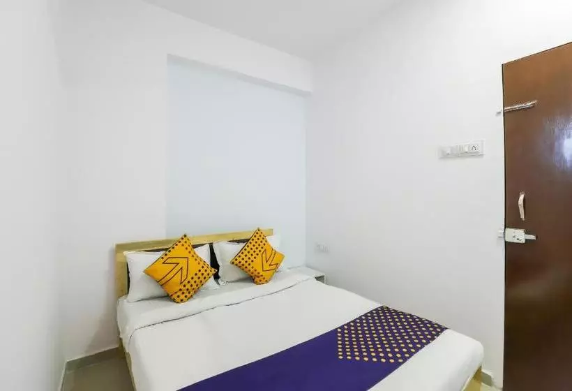 Hotel Parash Inn