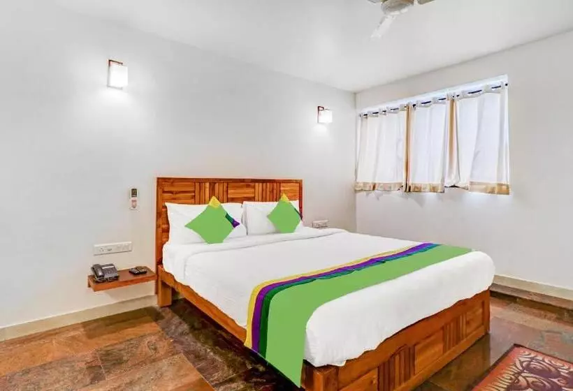 Hotelli Treebo Benaka Residency